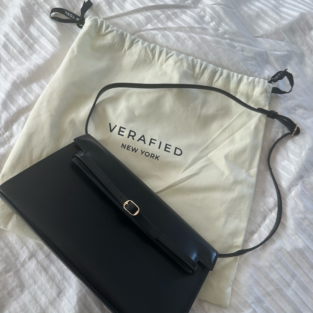 Noir Allure Shoulder Bag